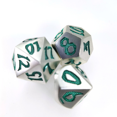 سبائك الزنك DND Mini Dice ارتداء مجموعة النرد المصنوعة يدويًا المقاومة لـ DND أو RPG
