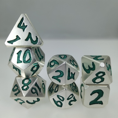 سبائك الزنك DND Mini Dice ارتداء مجموعة النرد المصنوعة يدويًا المقاومة لـ DND أو RPG
