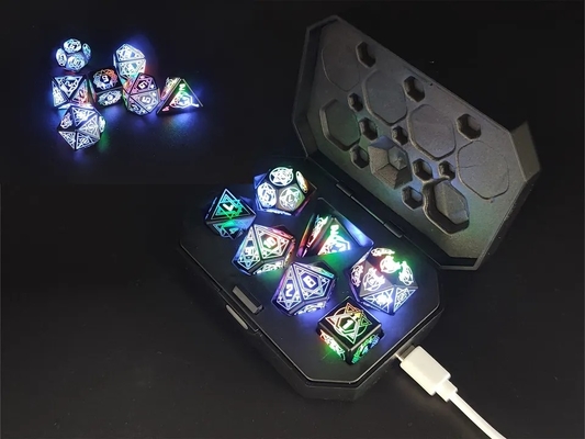 إضاءة DND كرات قابلة لإعادة الشحن مع صندوق الشحن 7 PCS LED الكرات الإلكترونية للطاولة