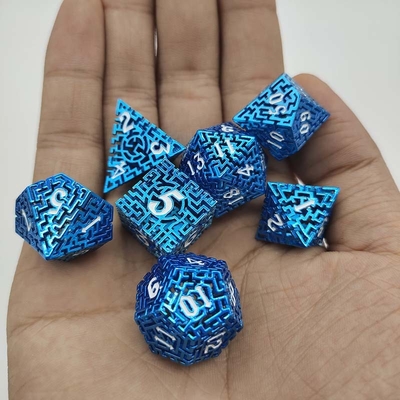 مجموعة الكرات المعدنية المتاهة المجوفة DND كروسو'S Call RPG متعددة الأوجه