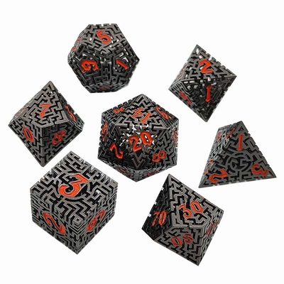 مجموعة الكرات المعدنية المتاهة المجوفة DND كروسو'S Call RPG متعددة الأوجه