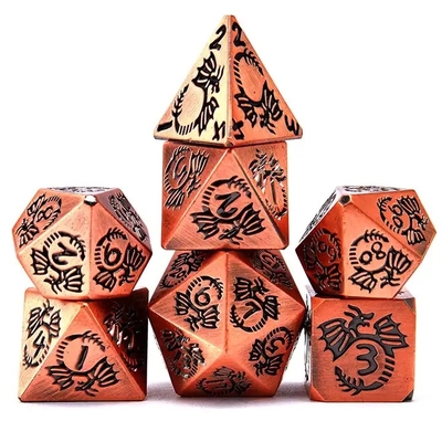 مجموعة النرد المعدنية الصلبة متعددة الجوانب DND RPG لعبة ألوانية للدراجون الطائر Crucho